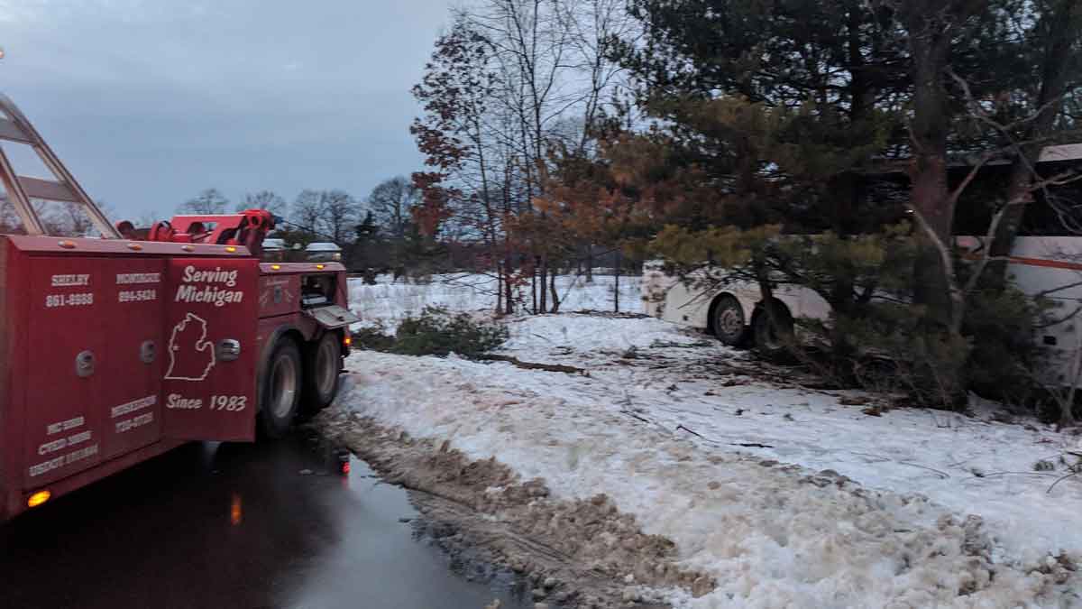 Heavy Duty Truck Recovery Ludington